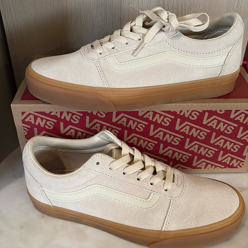 Vans Cream Suede Low-Top Sneakers with Gum Sole